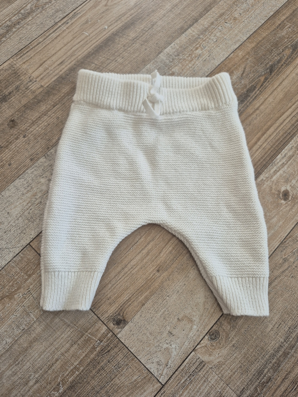Carter's Knitted White Pants, Size 3mo